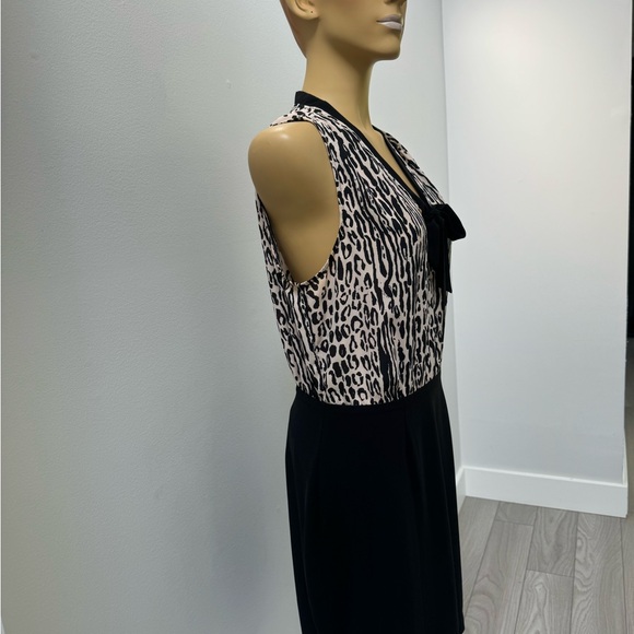 Casual dress black and animal print with said zipper for everyday use. - Picture 5 of 11